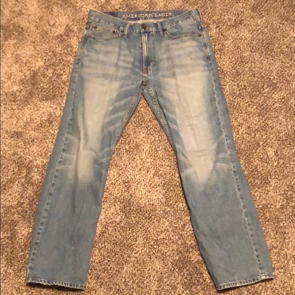 American Eagle 33x32 Relaxed Jeans